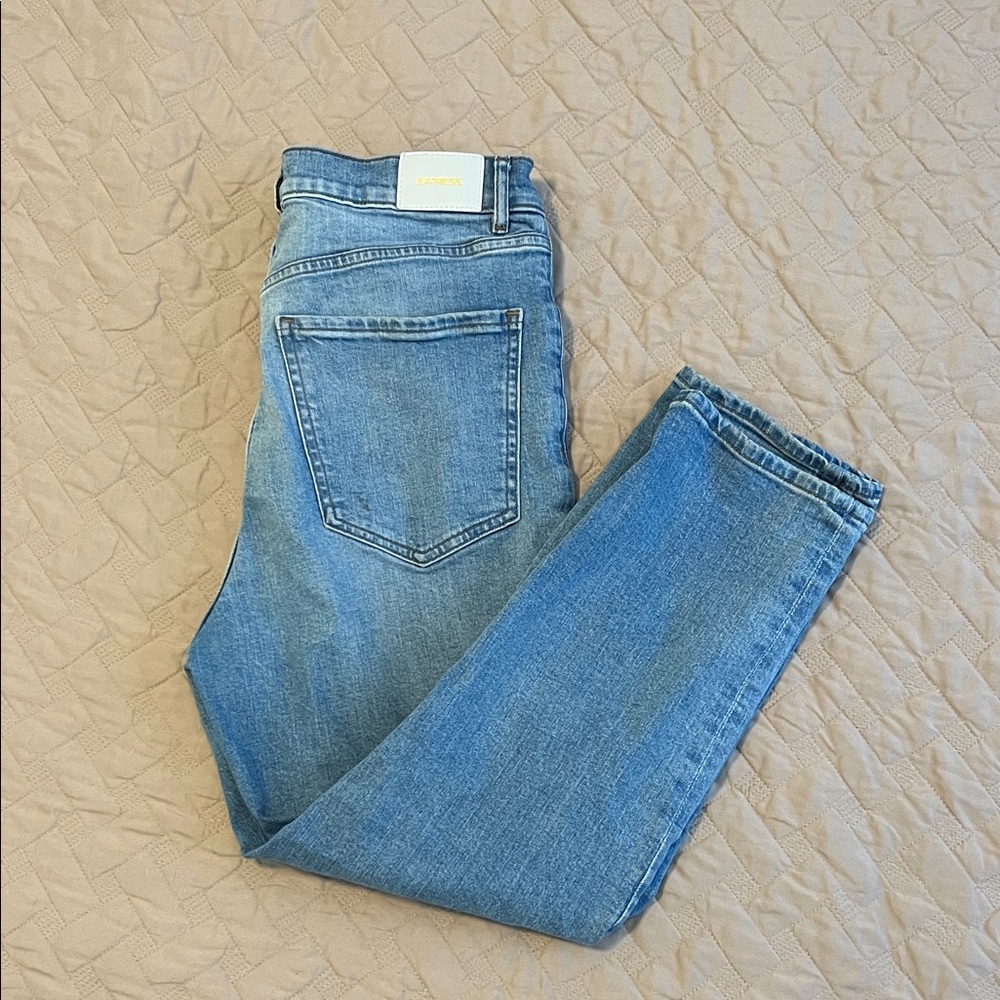 Express Blue Denim Mom Jeans / High Rise